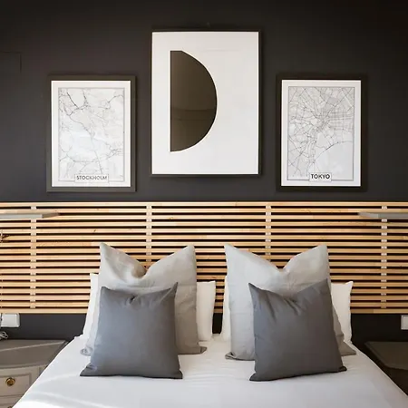Apartment Modern Sea Front Sea Waves