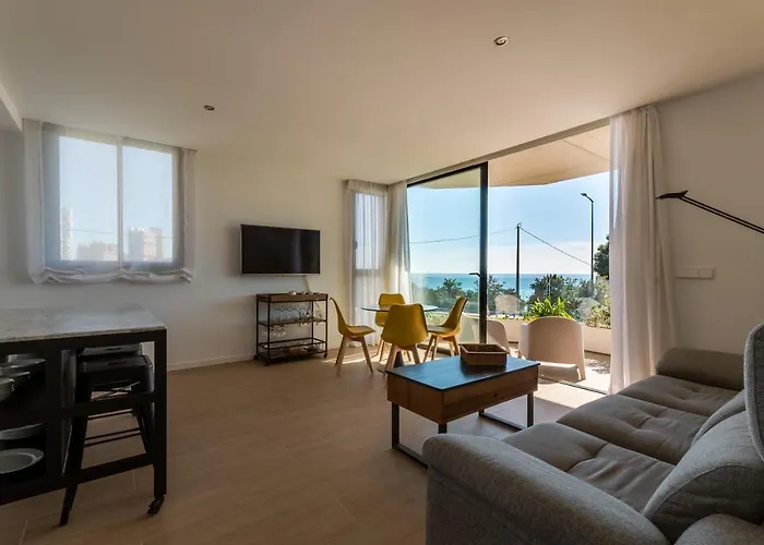 Modern Sea Front Sea Waves Апартаменты *